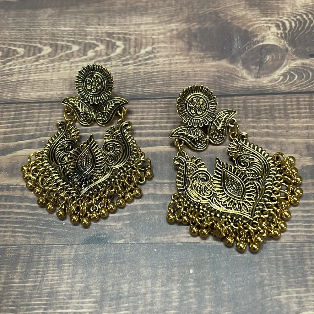 Bohemian Bali Jhumka Gypsy Earrings - Picture 5 of 9